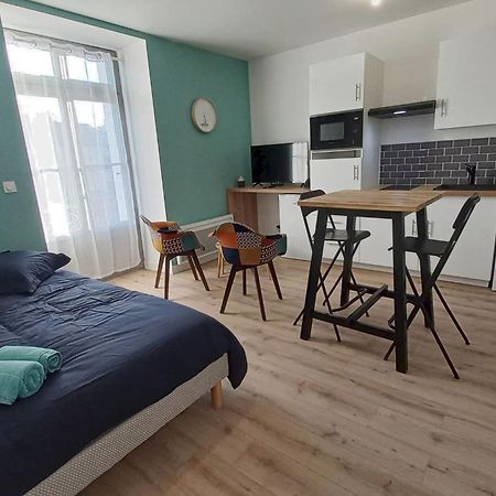 Segre Centre ✰ Studio ✰ 24M² ✰ Cuisne ✰ Wifi ✰ Tout Neuf! エクステリア 写真