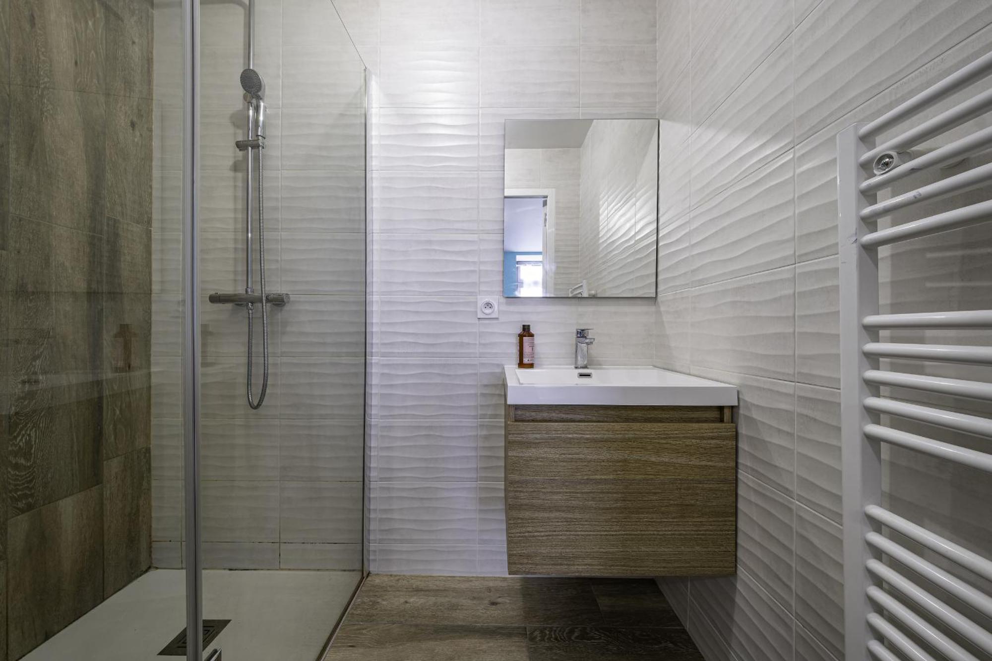 Segre Centre ✰ Studio ✰ 24M² ✰ Cuisne ✰ Wifi ✰ Tout Neuf! エクステリア 写真